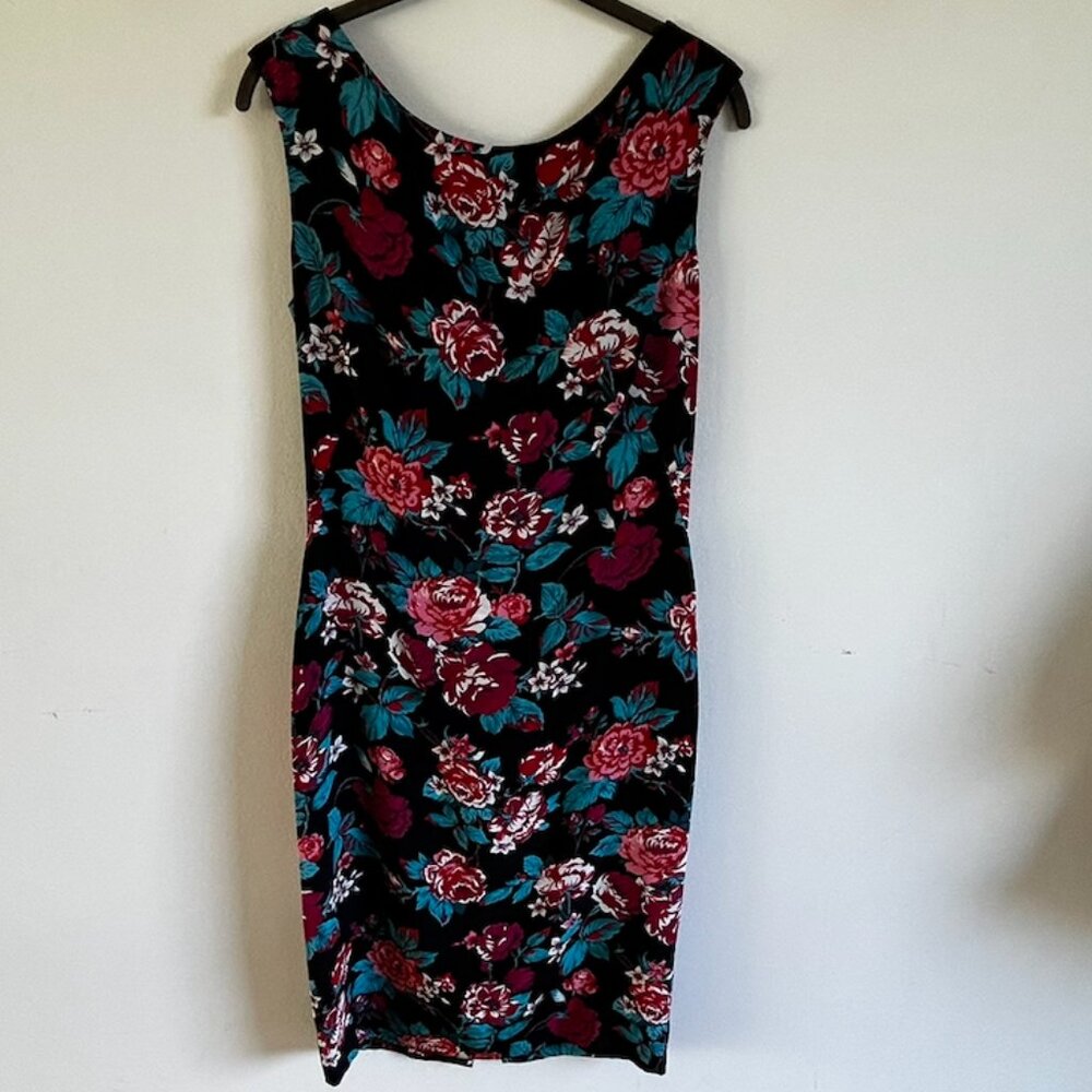 Black Floral Sheath Dress | Sleeveless Fitted Midi | Boutique Style